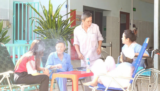 Trò chuyện